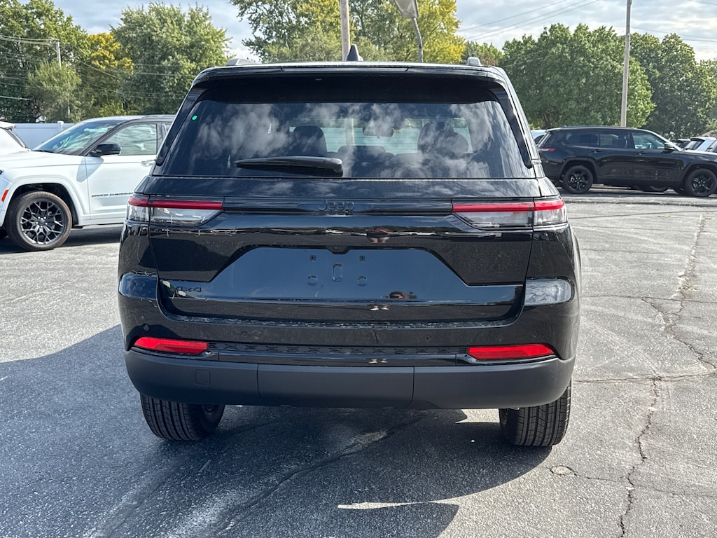 New 2025 Jeep Grand Cherokee ALTITUDE X 4X4 Sport Utility