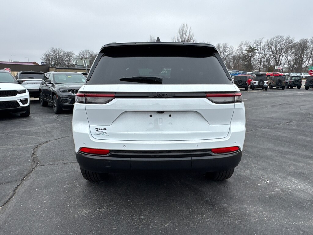 New 2025 Jeep Grand Cherokee LIMITED 4X4 Sport Utility