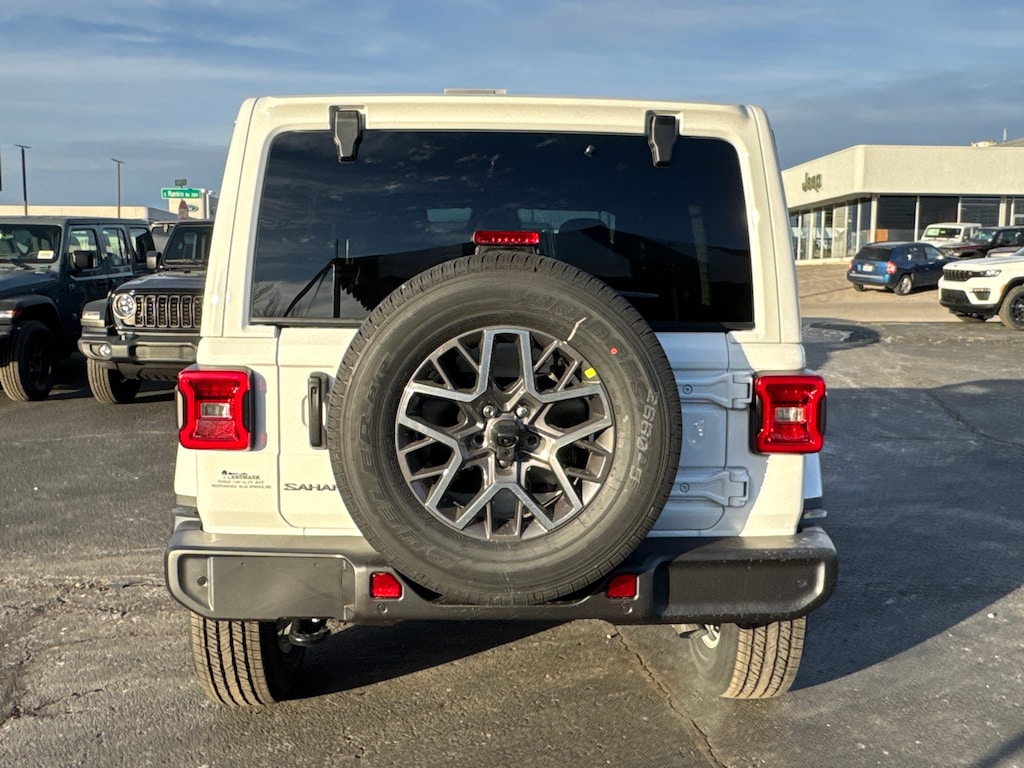 New 2026 Jeep Wrangler 4-DOOR SAHARA Sport Utility