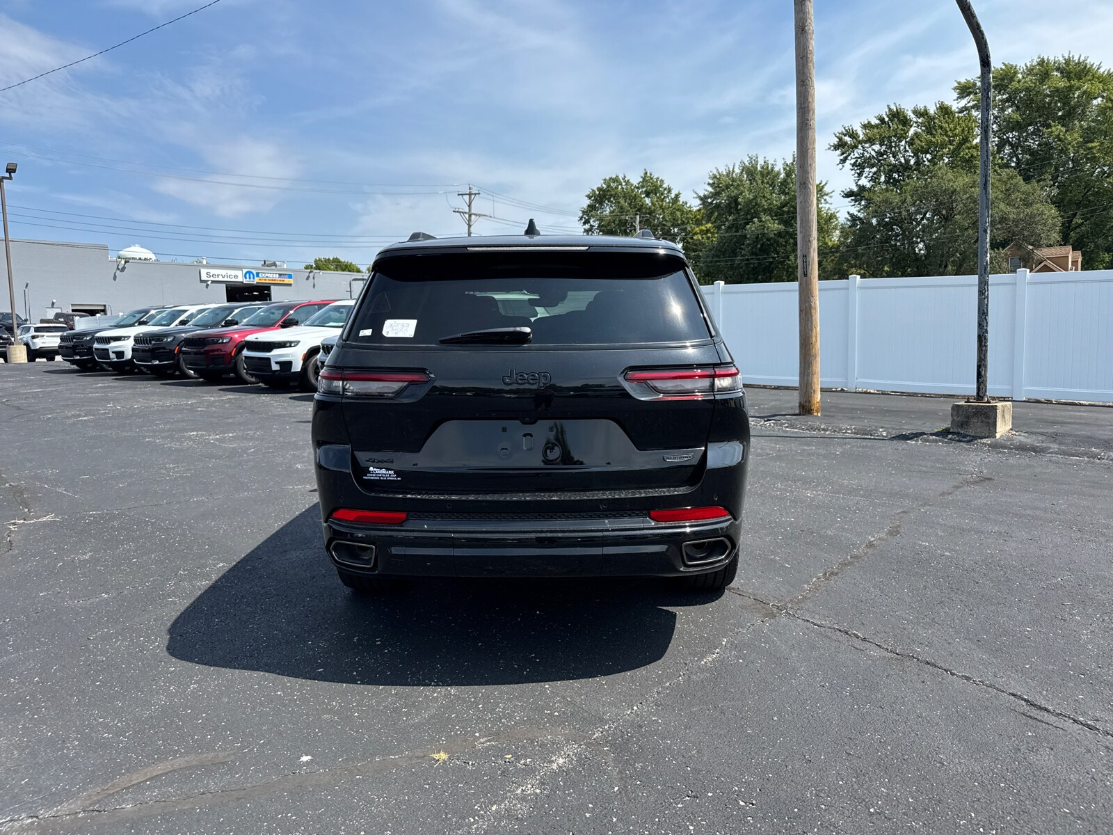 2025 Jeep Grand Cherokee L Summit photo 2