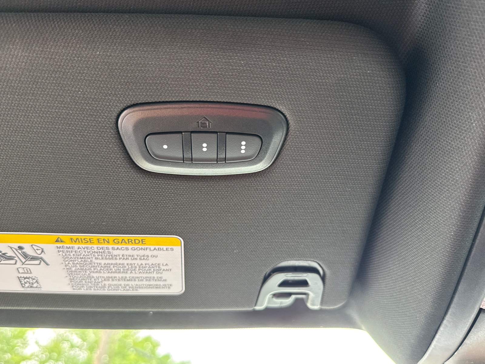 2025 RAM Ram 1500 Pickup Laramie - Photo 12