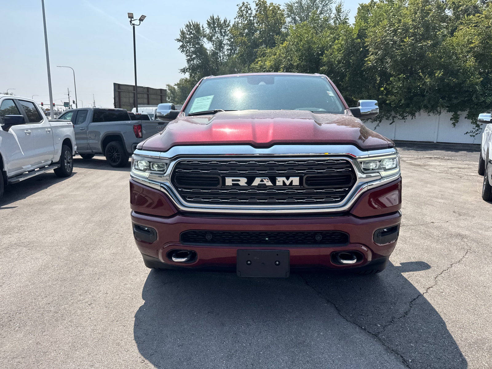 Used 2023 RAM Ram 1500 Pickup Limited with VIN 1C6SRFHT5PN576106 for sale in Kansas City