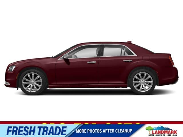 2019 Chrysler 300 Limited's photo