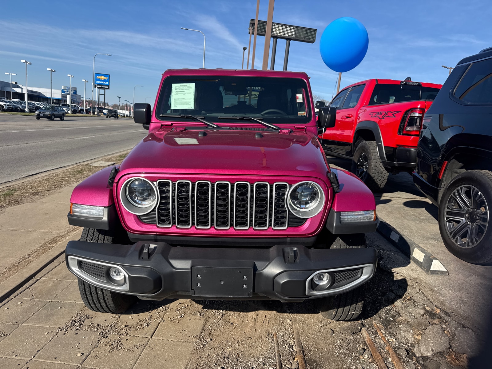 Used 2024 Jeep Wrangler 4-Door Sahara with VIN 1C4PJXEGXRW329213 for sale in Kansas City