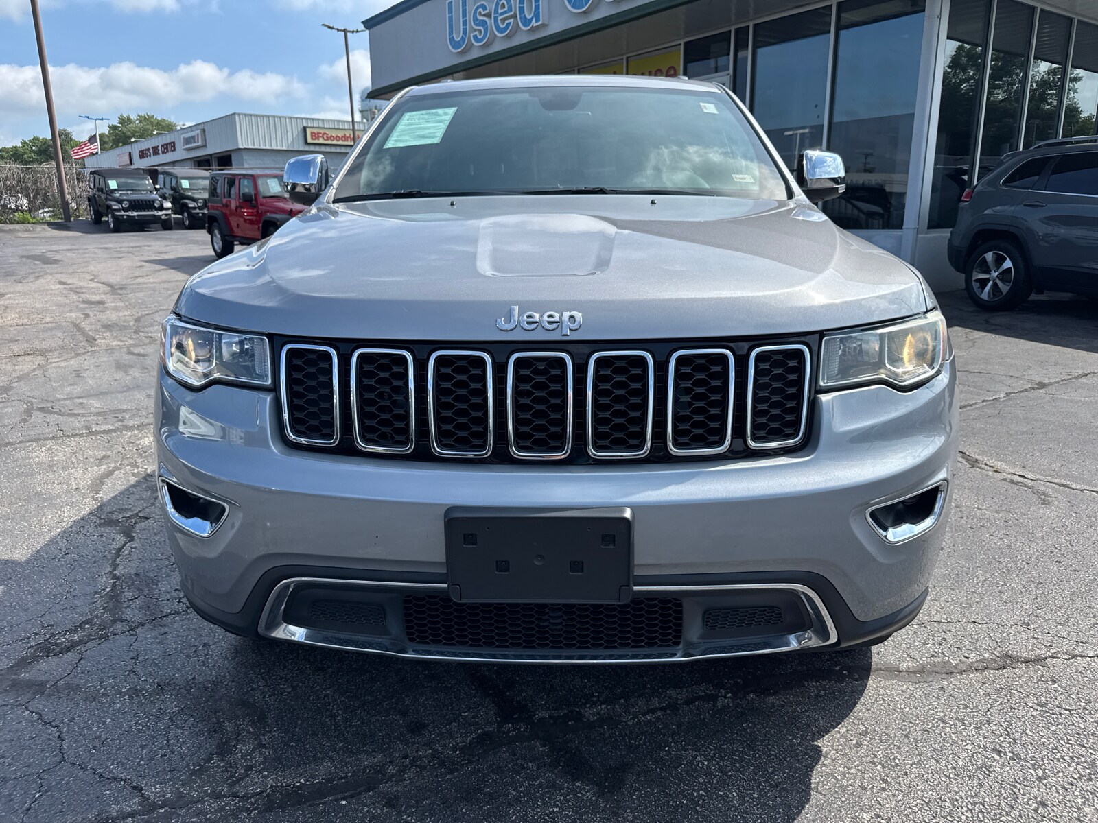 Used 2021 Jeep Grand Cherokee Limited with VIN 1C4RJFBG3MC654982 for sale in Kansas City