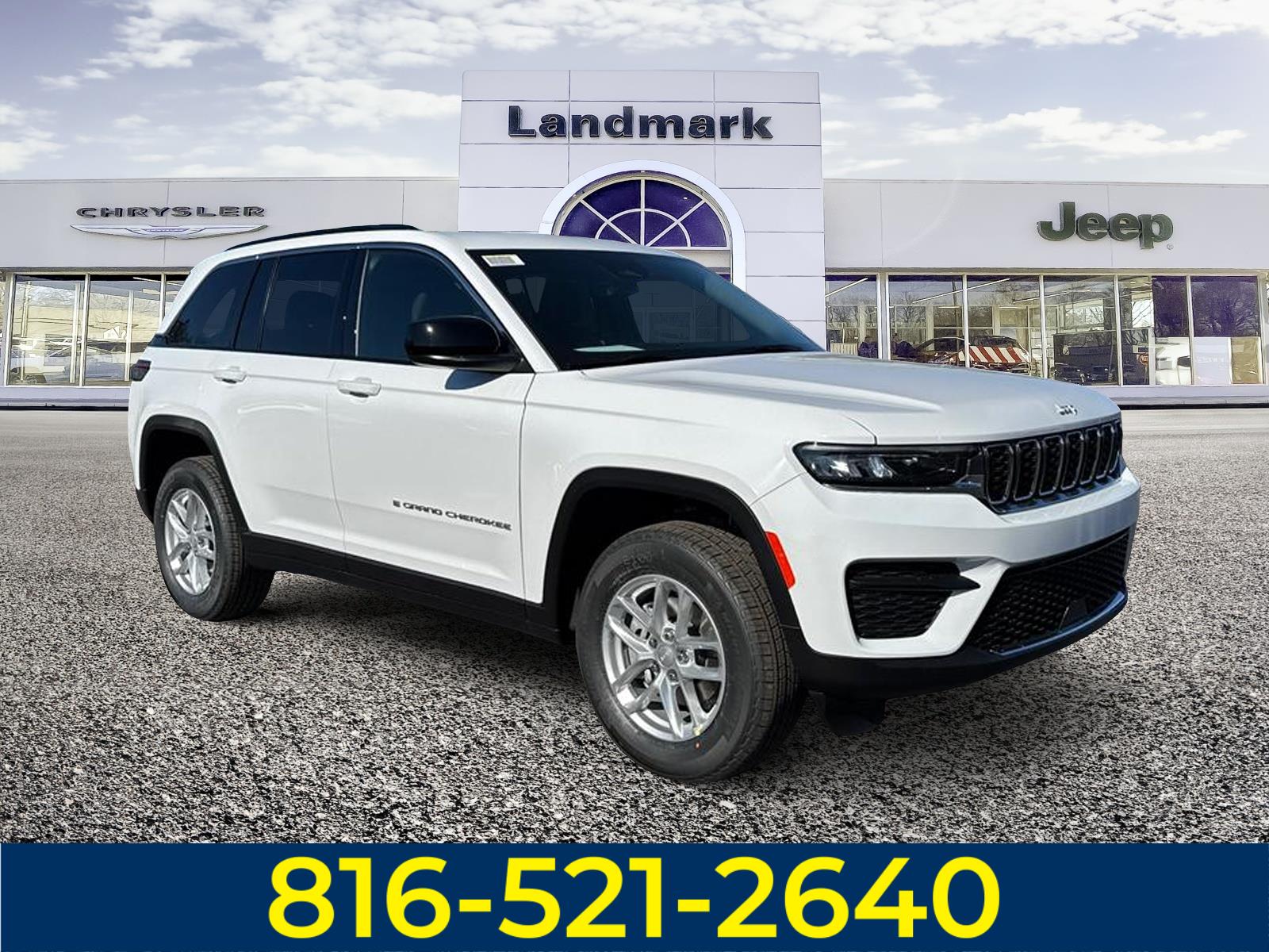 2025 Jeep Grand Cherokee LAREDO X 4X4