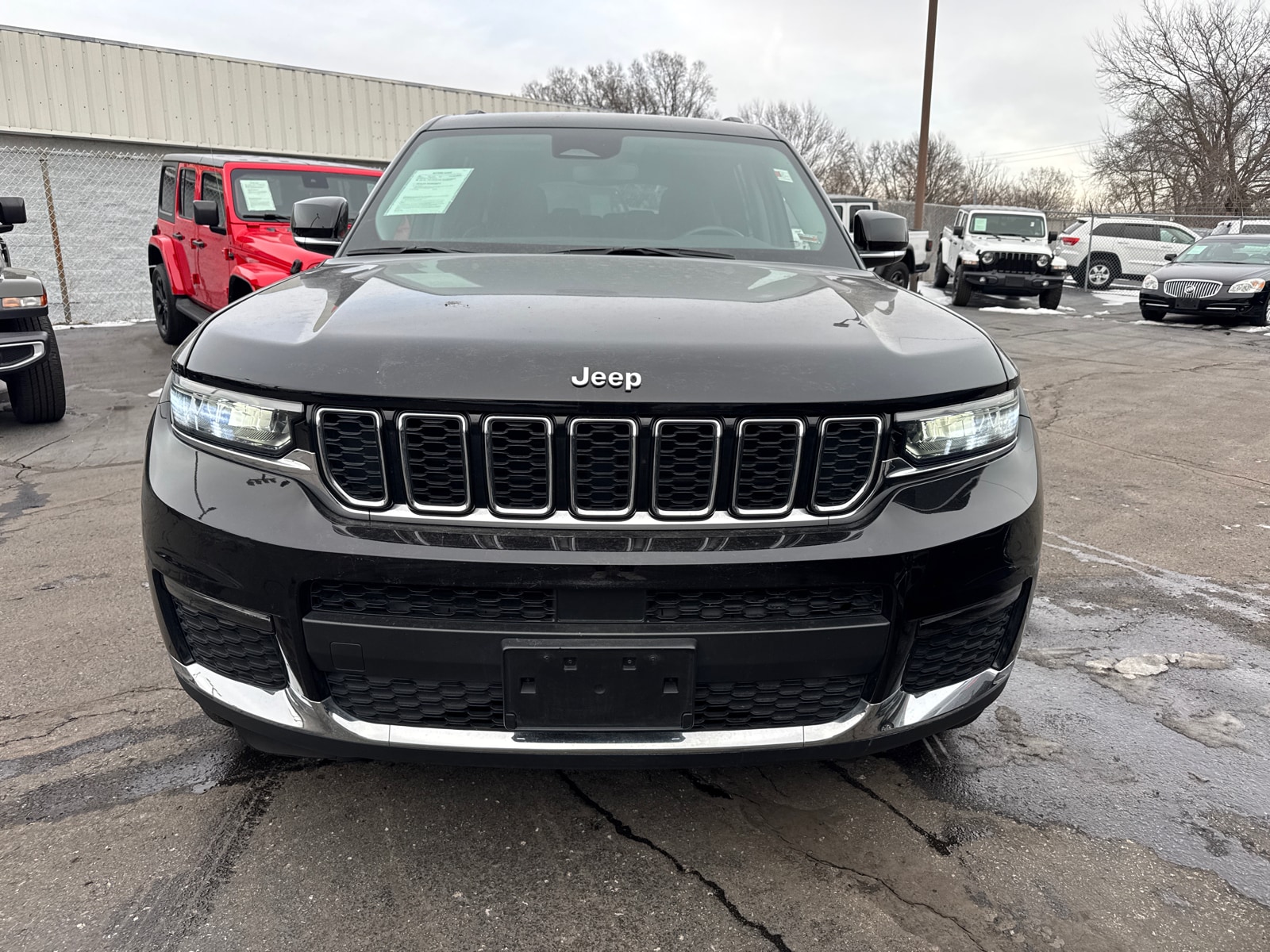 Used 2021 Jeep Grand Cherokee L Limited with VIN 1C4RJKBG6M8137011 for sale in Kansas City