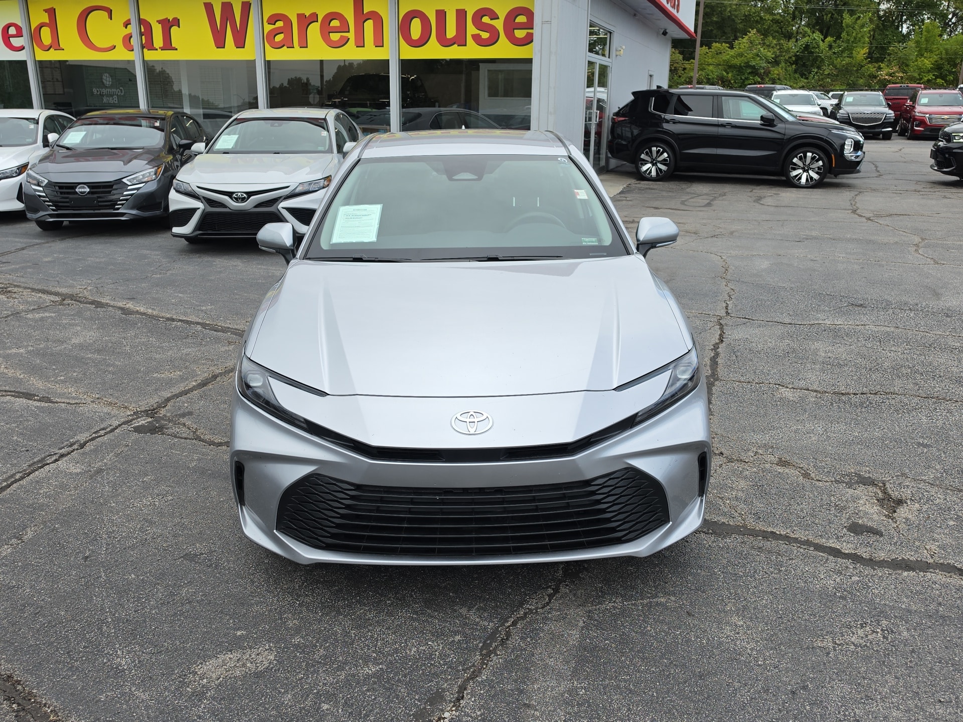 Used 2025 Toyota Camry LE with VIN 4T1DAACK1SU527277 for sale in Kansas City