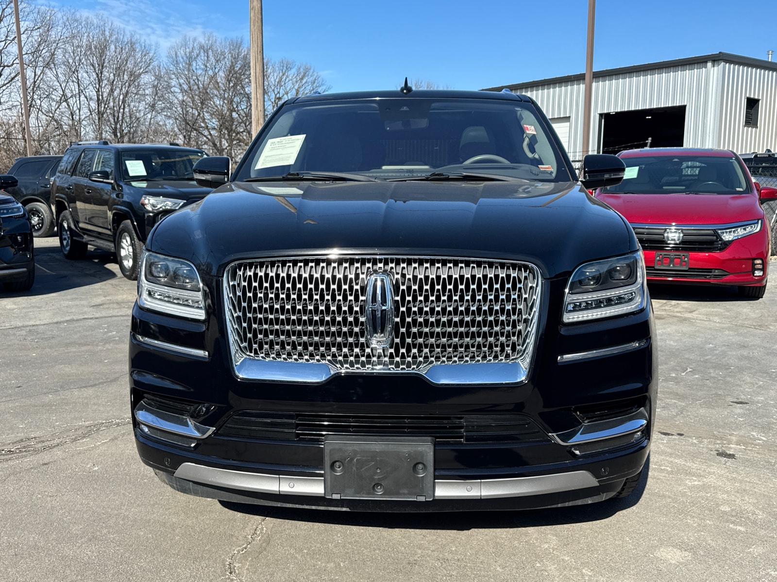 Used 2018 Lincoln Navigator Select with VIN 5LMJJ3JT7JEL15533 for sale in Kansas City