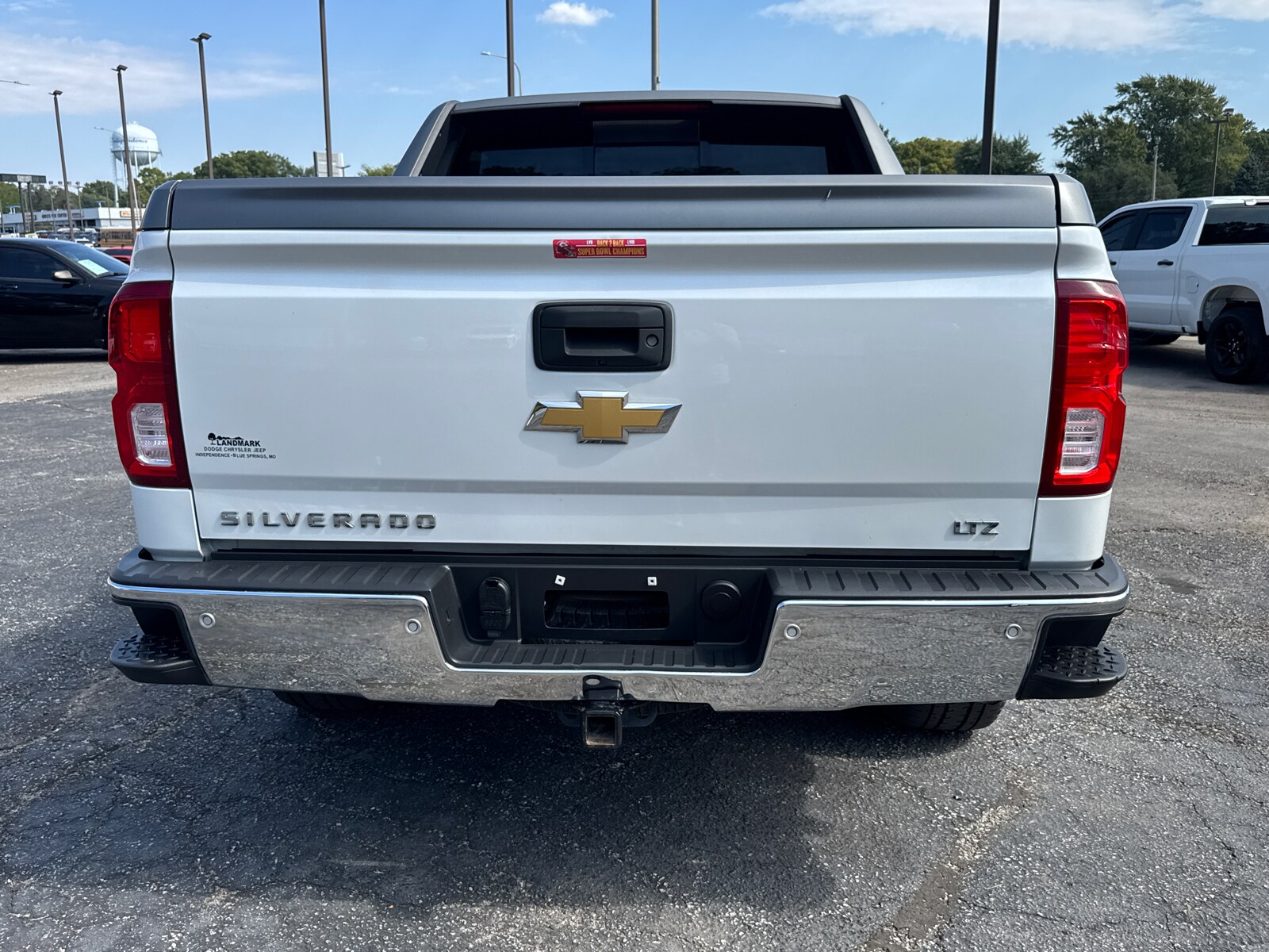2017 Chevrolet Silverado 1500 LTZ photo 4