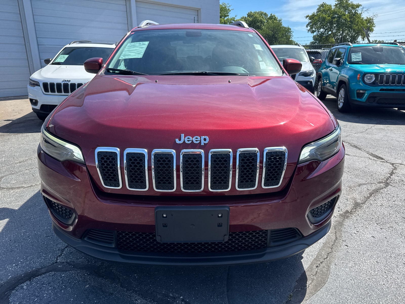 Used 2020 Jeep Cherokee Latitude with VIN 1C4PJLCB3LD552504 for sale in Kansas City