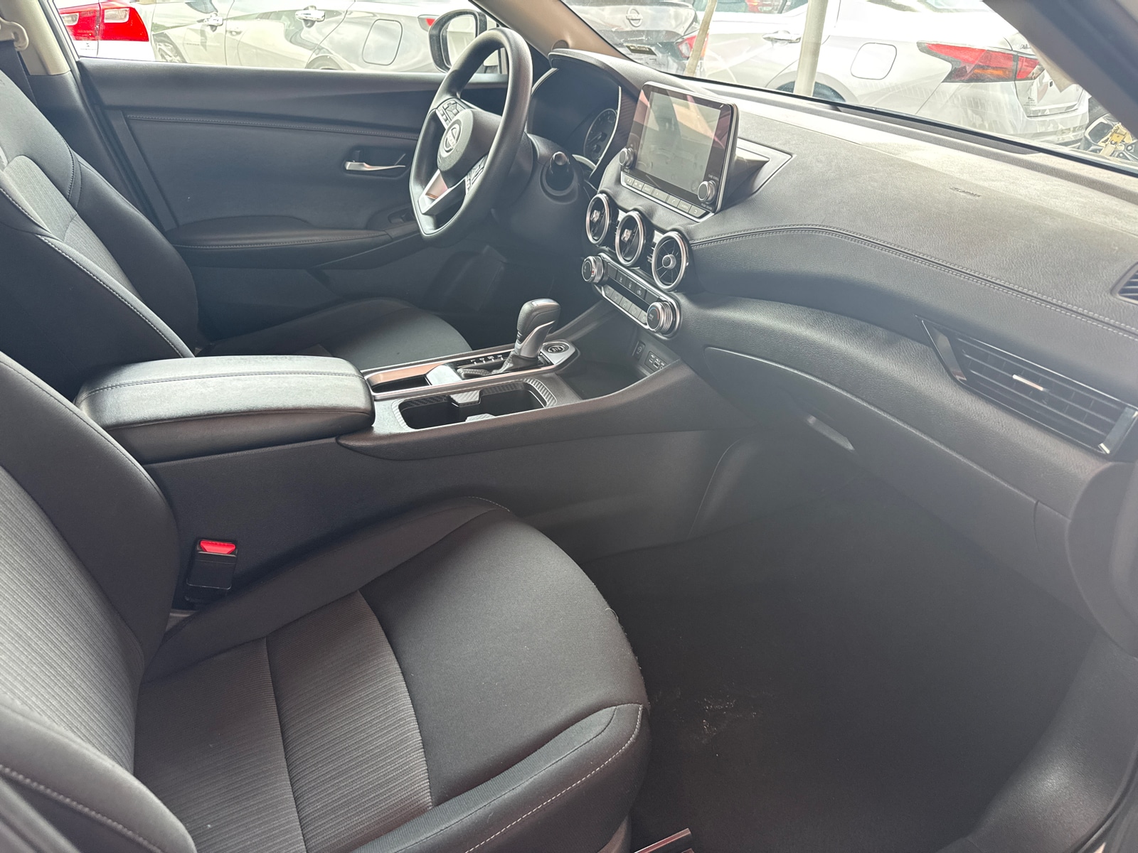 Used 2024 Nissan Sentra SV with VIN 3N1AB8CV9RY334506 for sale in Kansas City