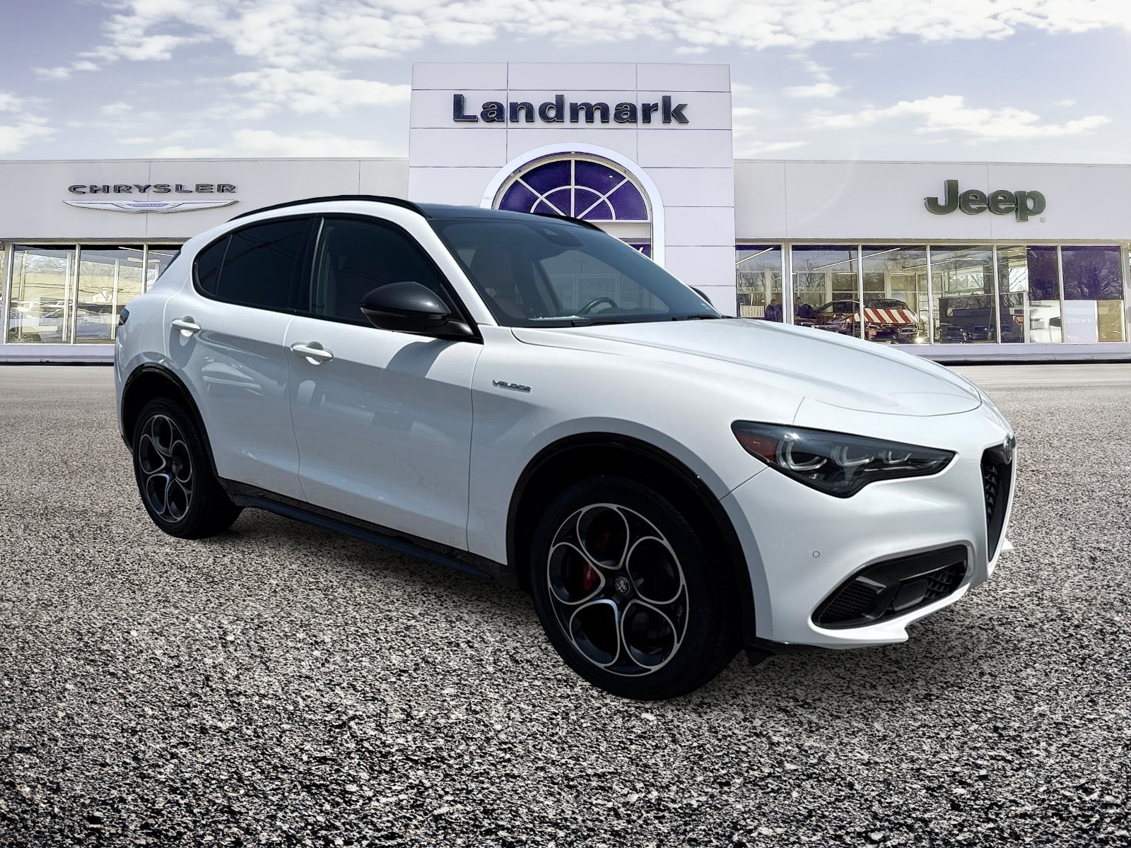 2024 Alfa Romeo Stelvio Veloce's photo
