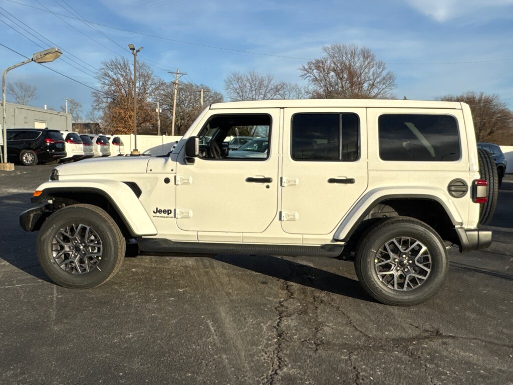 New 2026 Jeep Wrangler 4-DOOR SAHARA Sport Utility