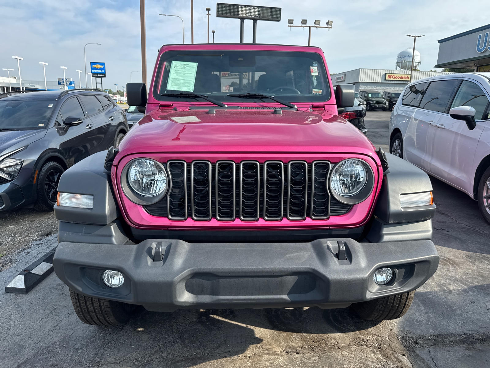 Used 2024 Jeep Wrangler 4-Door Sport S with VIN 1C4PJXDG7RW333561 for sale in Kansas City