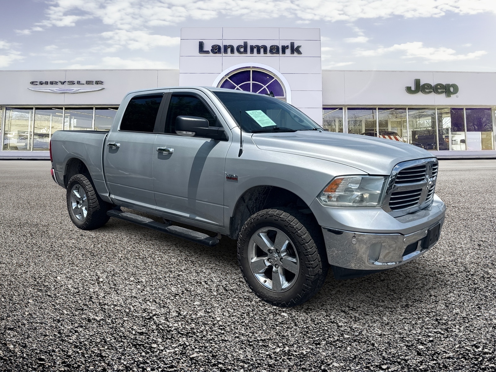 2016 RAM 1500 Big Horn 4x4 Crew Cab 5'7's photo