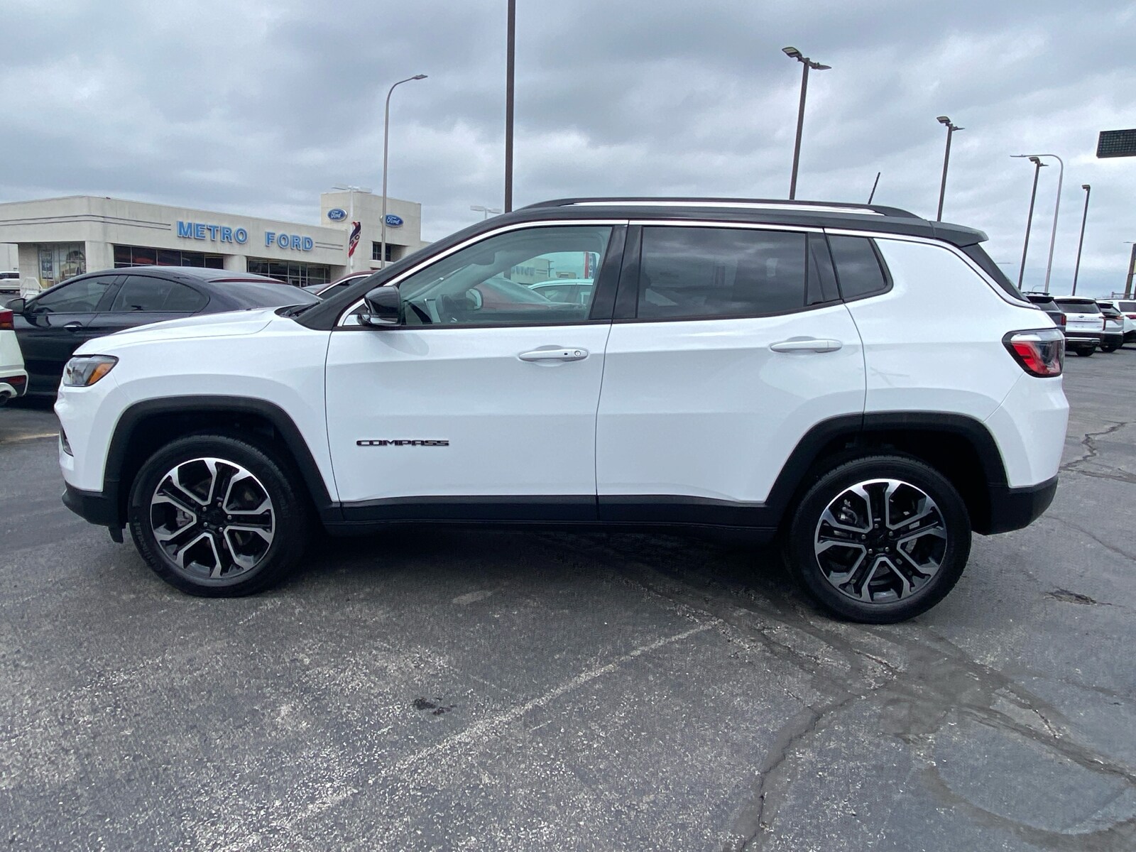 2022 Jeep Compass Limited photo 3