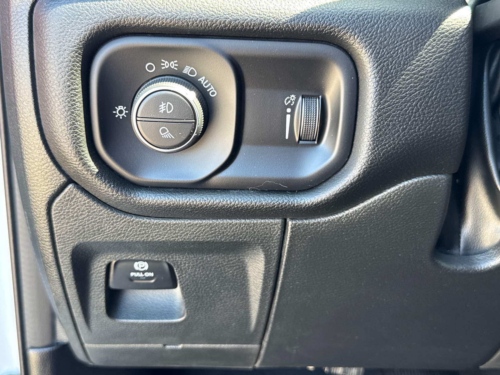 2024 RAM Ram 1500 Pickup Rebel - Photo 16