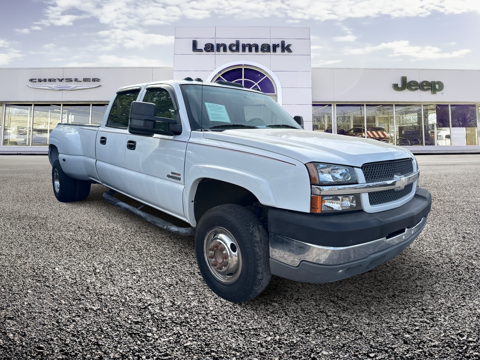 2004 Chevrolet Silverado HD LT Crew Cab LWB DRW's photo