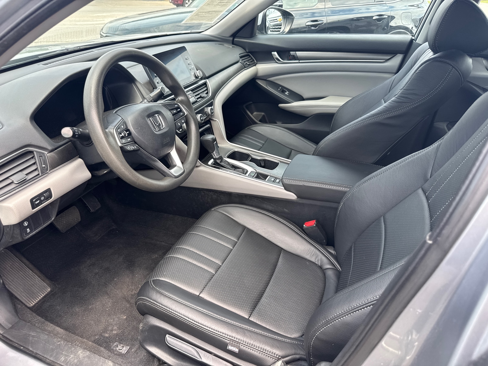 Used 2019 Honda Accord LX with VIN 1HGCV1F12KA159296 for sale in Kansas City
