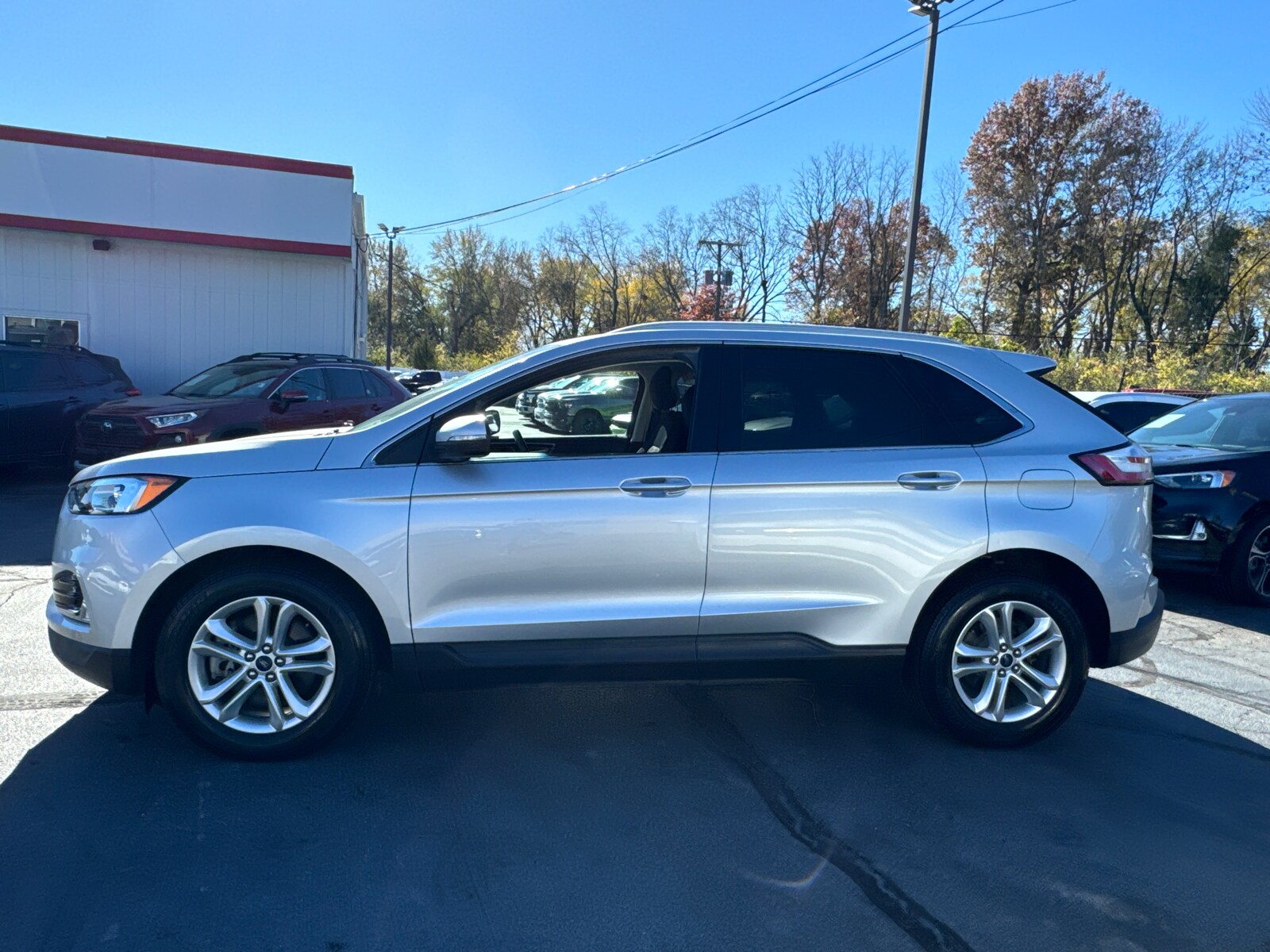 2019 Ford Edge SEL Sport photo 3