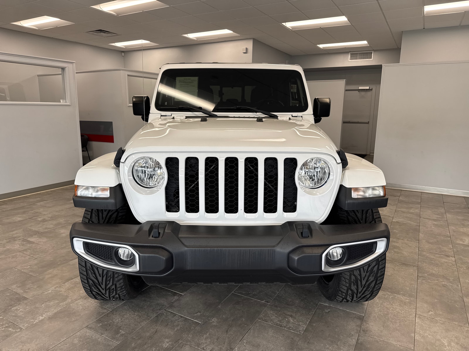 Used 2020 Jeep Gladiator Sport S with VIN 1C6HJTAG2LL216035 for sale in Kansas City