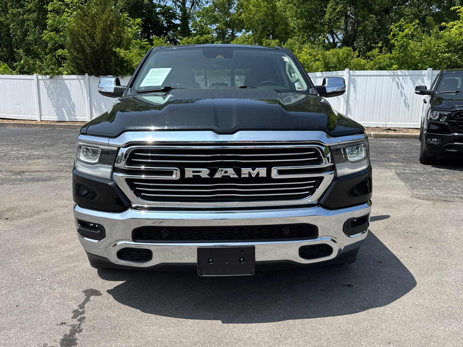 Used 2022 RAM Ram 1500 Pickup Laramie with VIN 1C6SRFJT6NN223588 for sale in Kansas City
