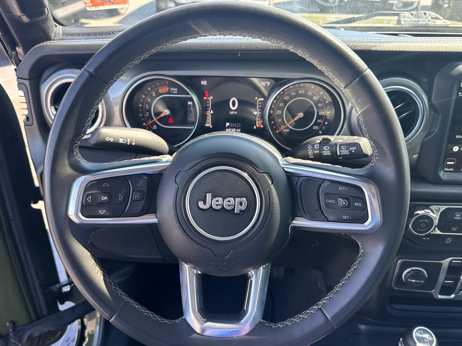 2023 Jeep Wrangler 4-Door Sahara - Photo 15