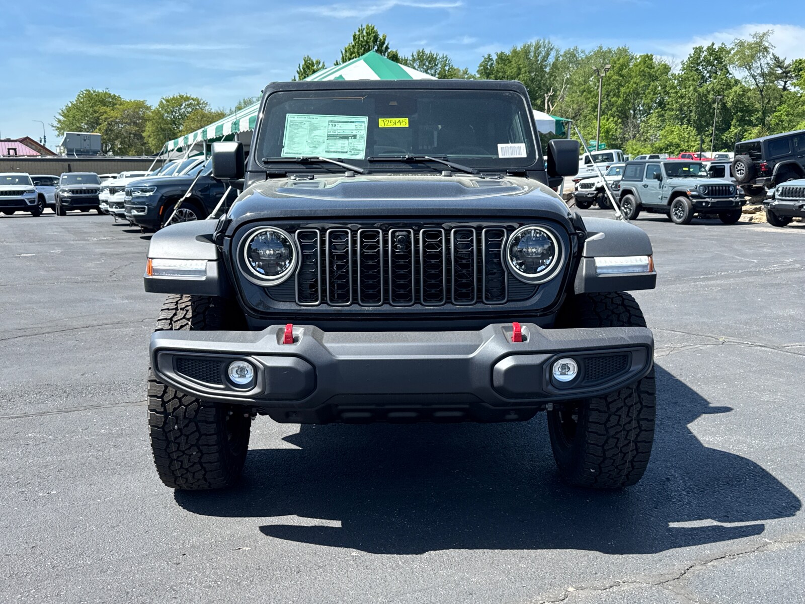 2025 Jeep Gladiator Rubicon photo 2