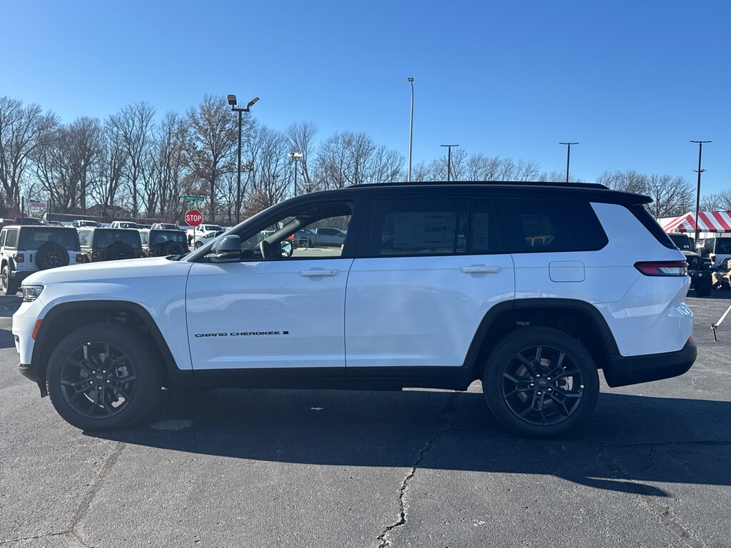 New 2025 Jeep Grand Cherokee L LIMITED 4X4 Sport Utility