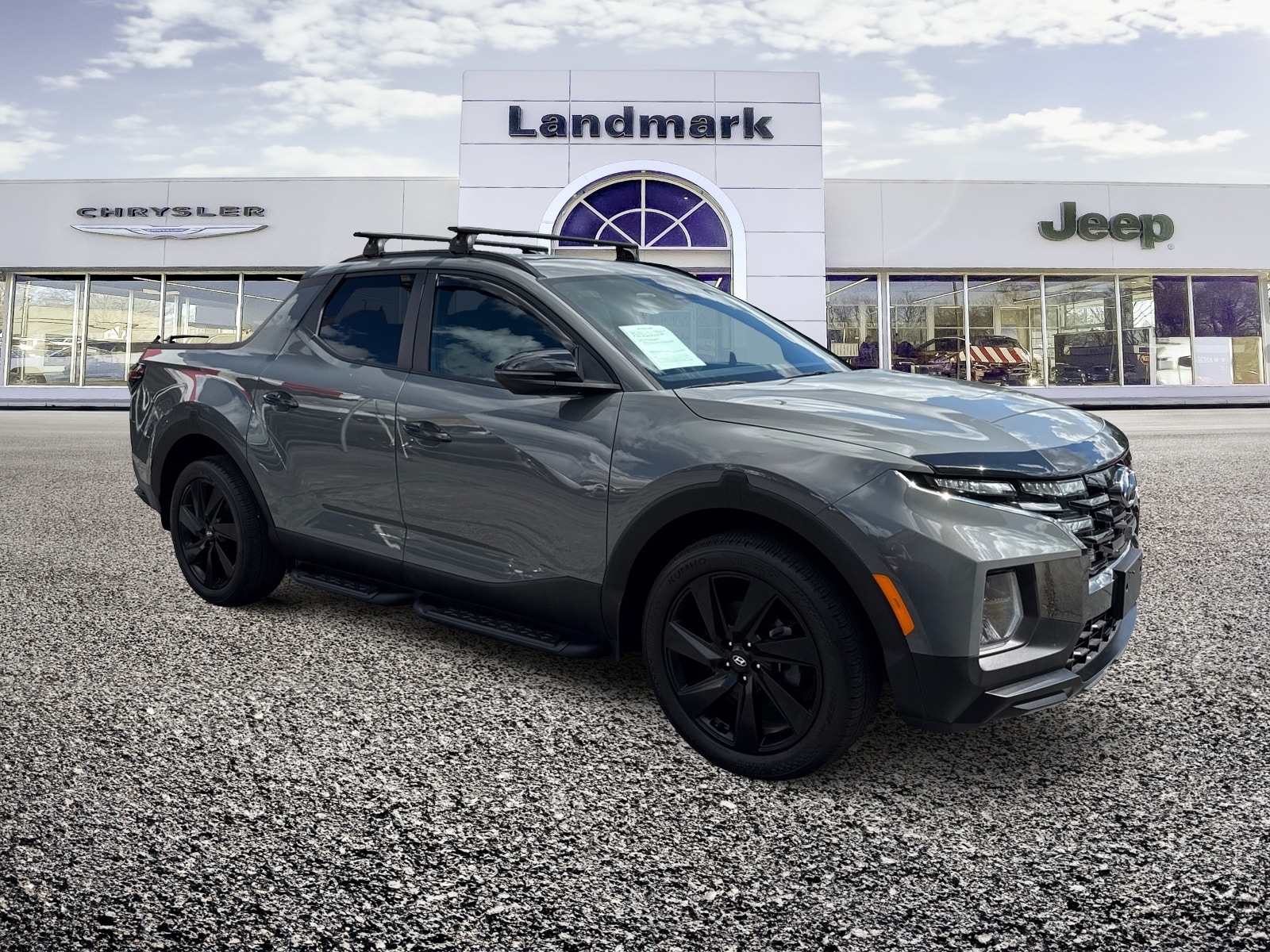 2024 Hyundai Santa Cruz Night's photo