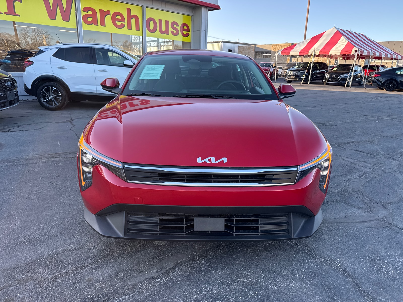 Used 2025 Kia K4 LXS with VIN 3KPFT4DE5SE044097 for sale in Kansas City