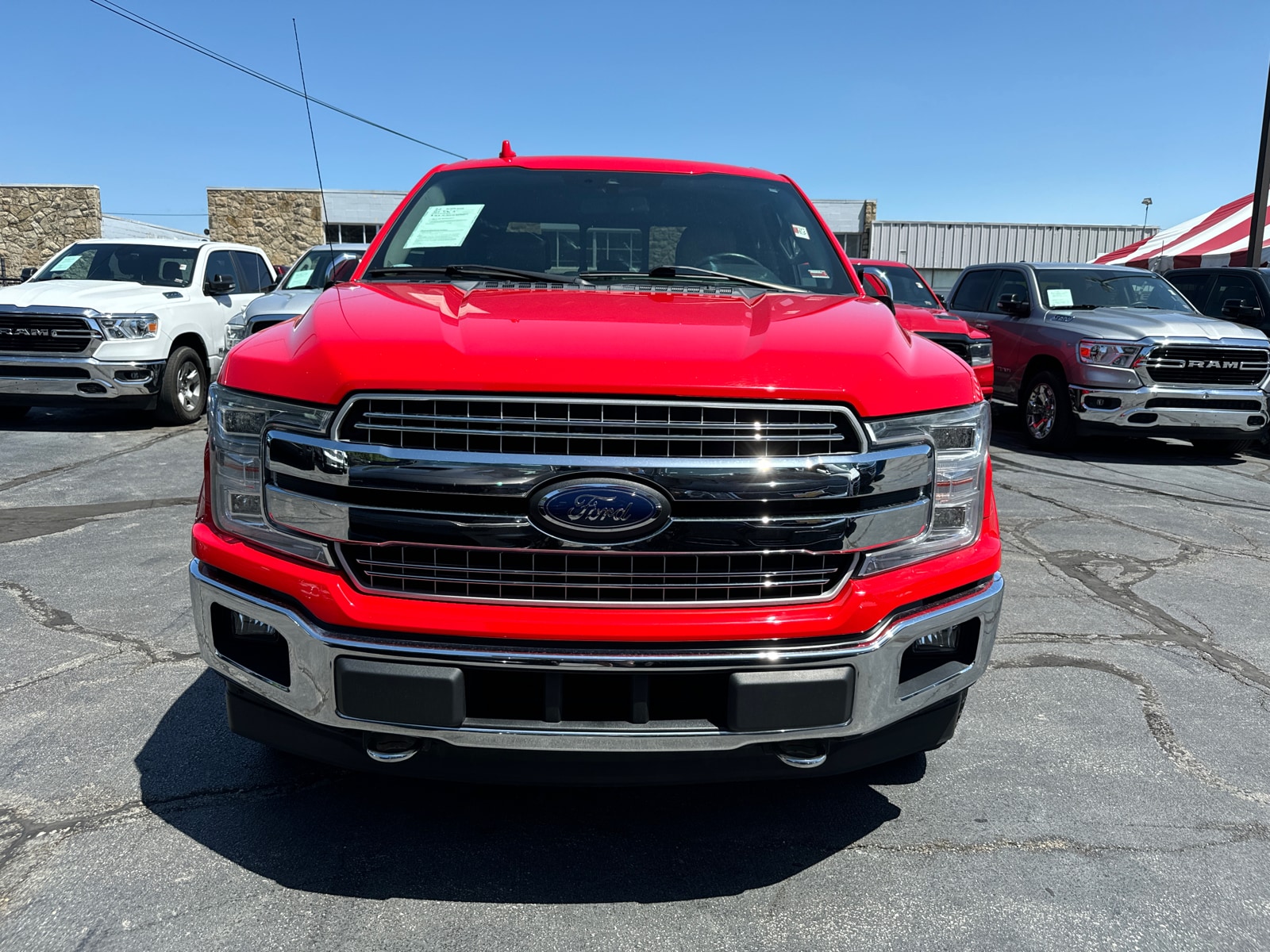 Used 2018 Ford F-150 Lariat with VIN 1FTEW1EG3JKE19353 for sale in Independence, MO