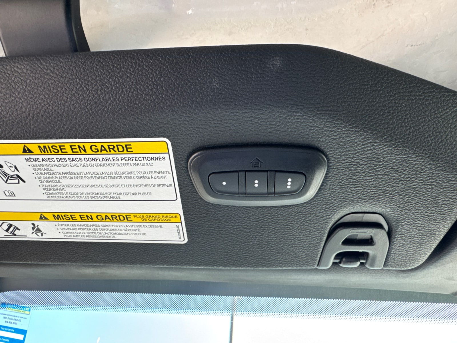 2023 Jeep Wrangler 4-Door Sahara - Photo 11