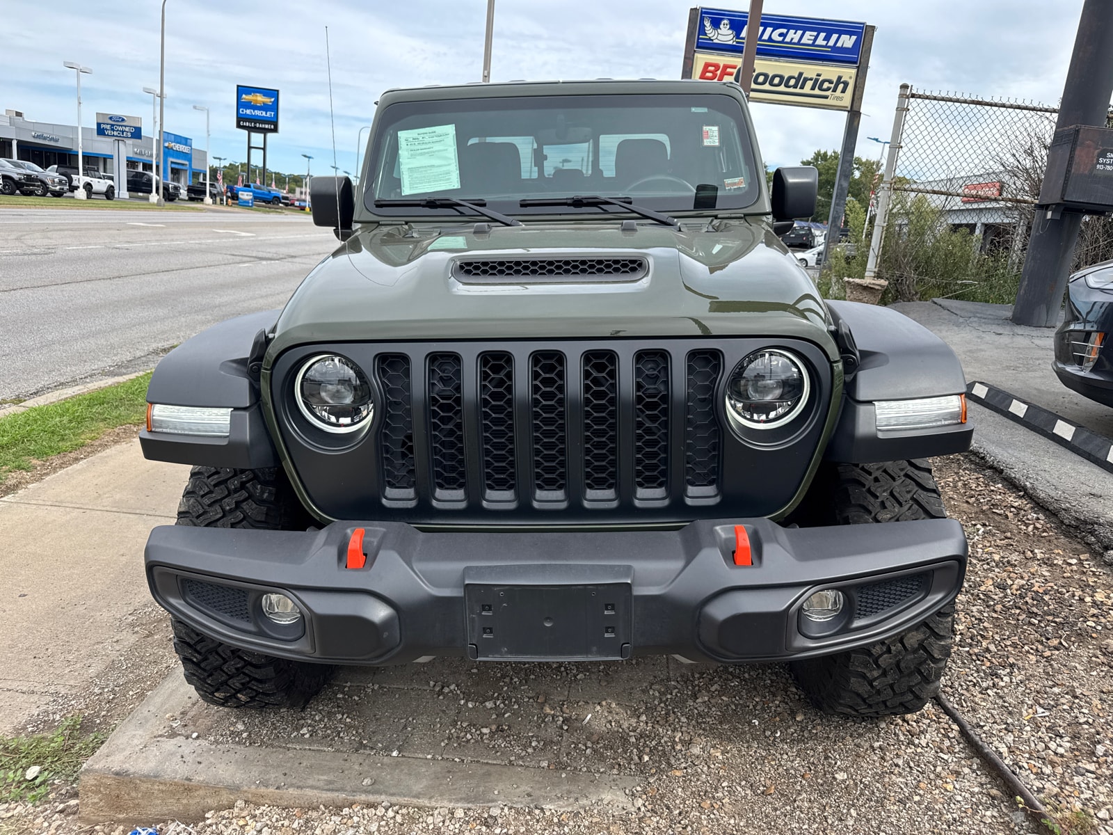 Used 2023 Jeep Gladiator Mojave with VIN 1C6JJTEG2PL569411 for sale in Kansas City