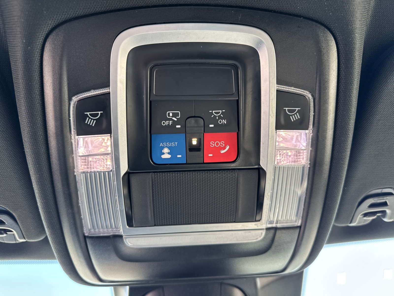 2024 RAM Ram 1500 Pickup Laramie - Photo 11