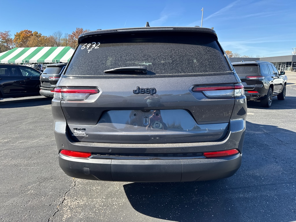 New 2025 Jeep Grand Cherokee L ALTITUDE X 4X4 Sport Utility