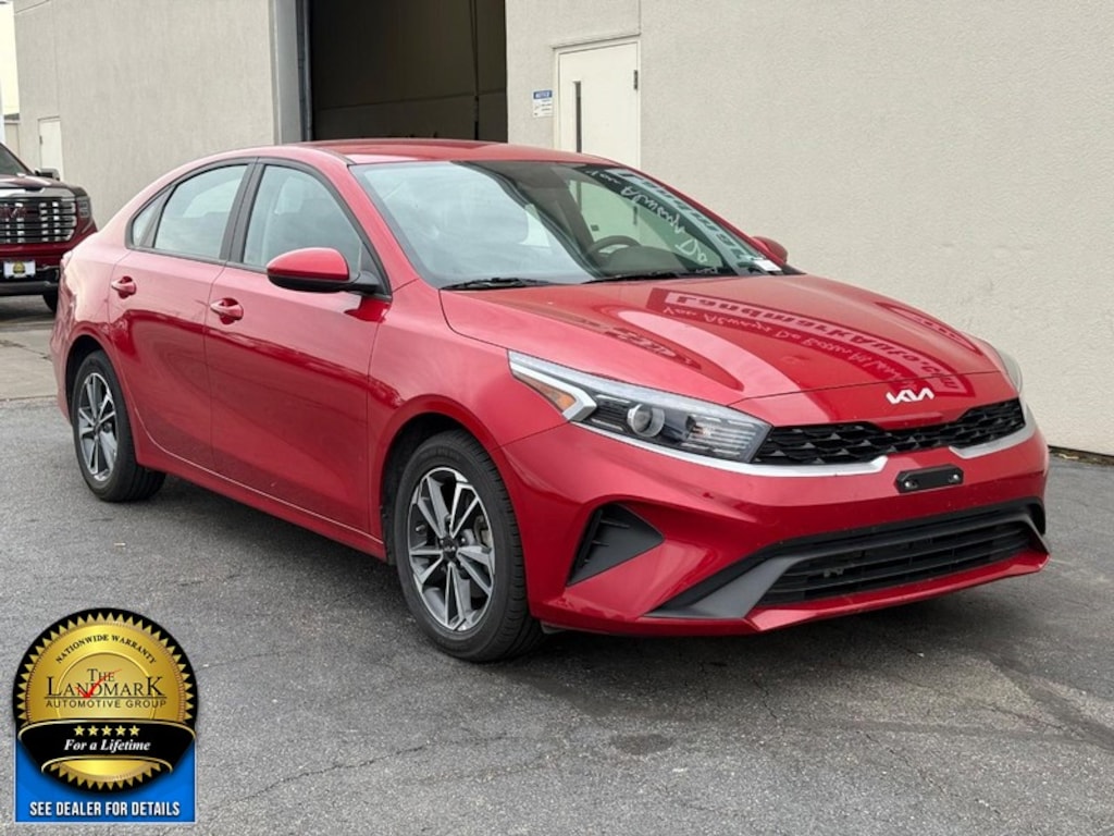 Used 2023 Kia Forte LXS IVT Sedan