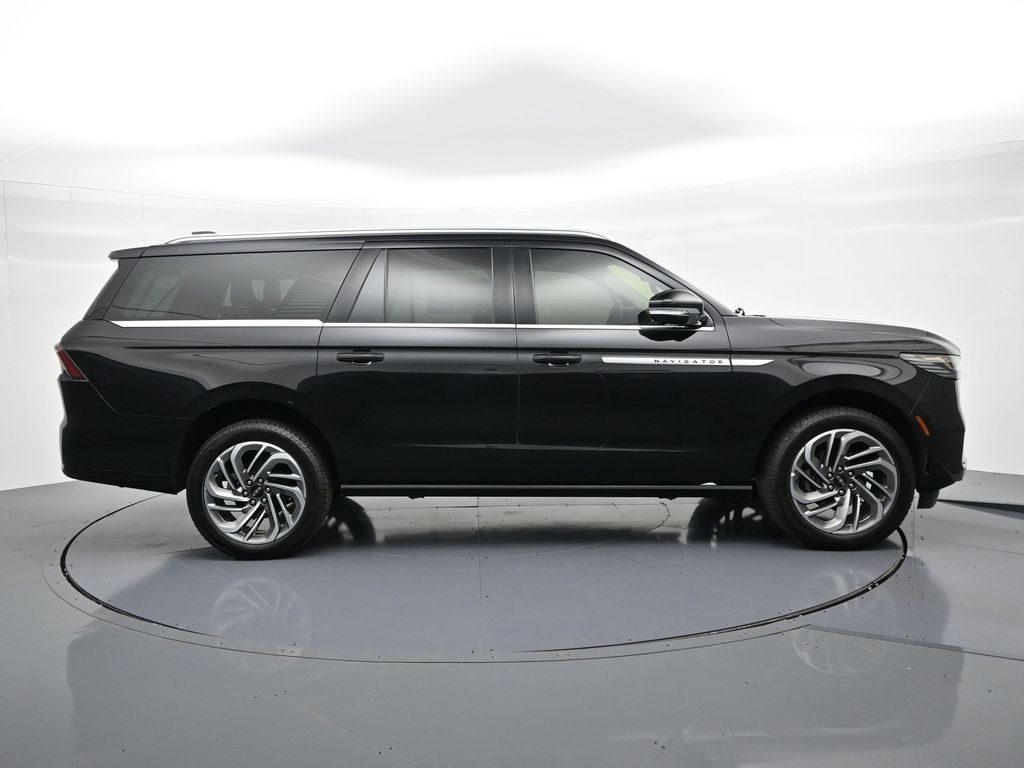 Used 2025 Lincoln Navigator L Reserve SUV
