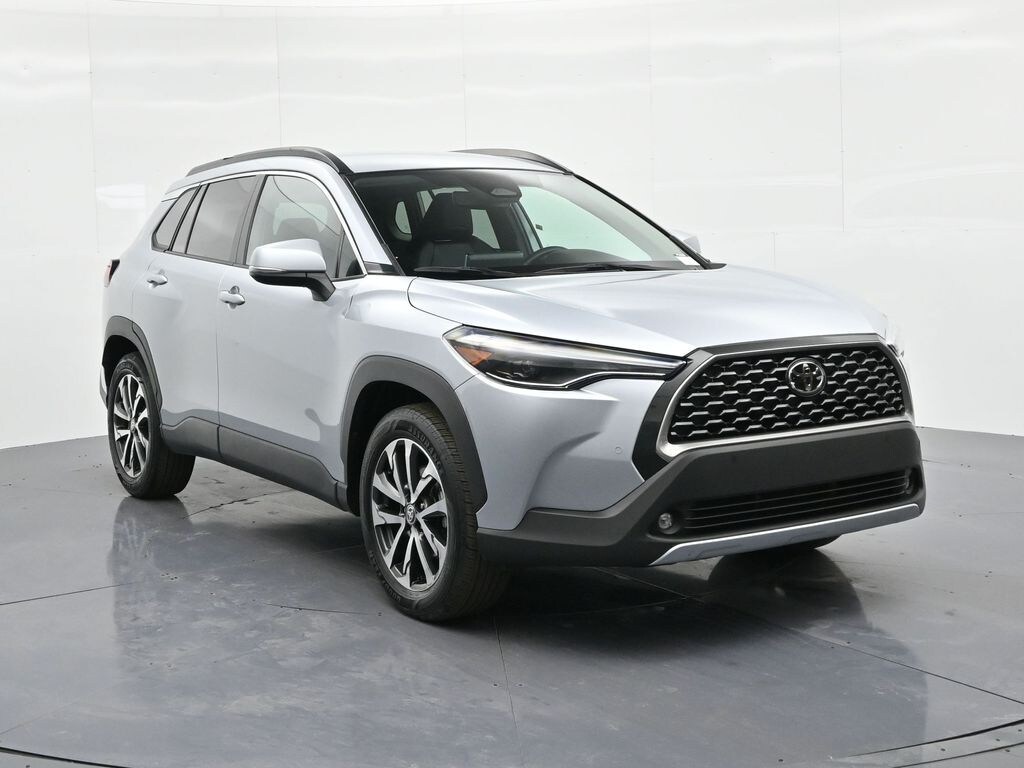 Used 2024 Toyota Corolla Cross XLE SUV