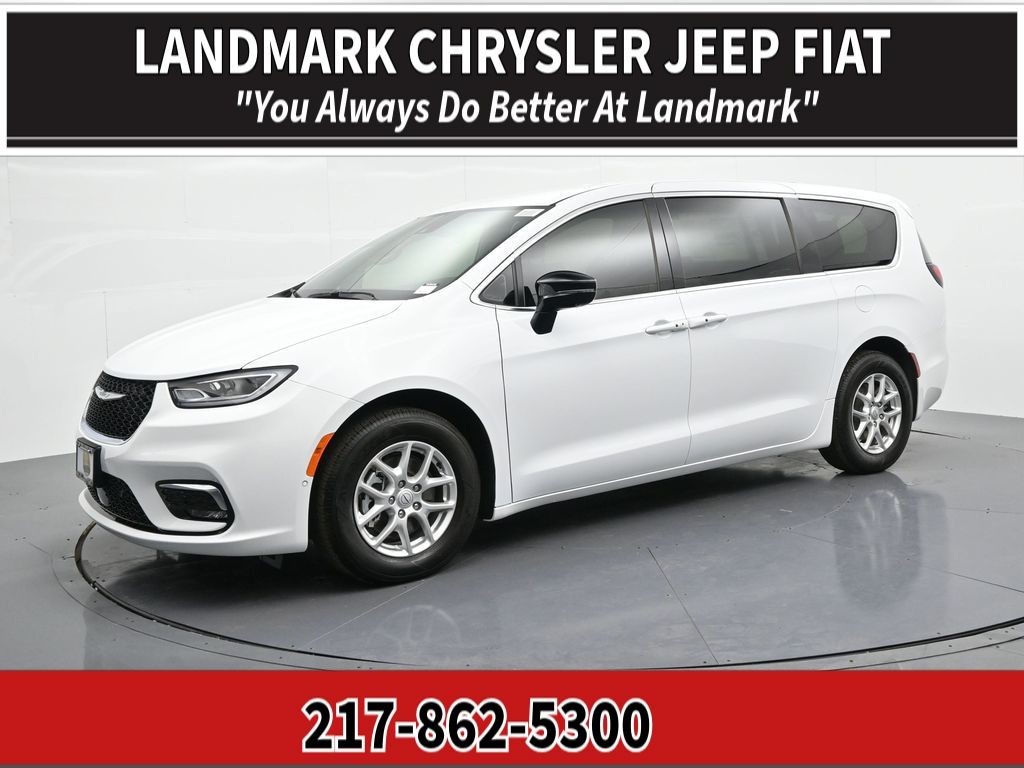 2026 Chrysler Pacifica Select