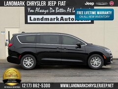 New 2026 Chrysler Pacifica for Sale in Springfield IL