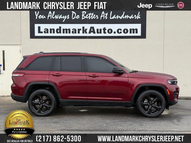 2023 Jeep Grand Cherokee Altitude's photo