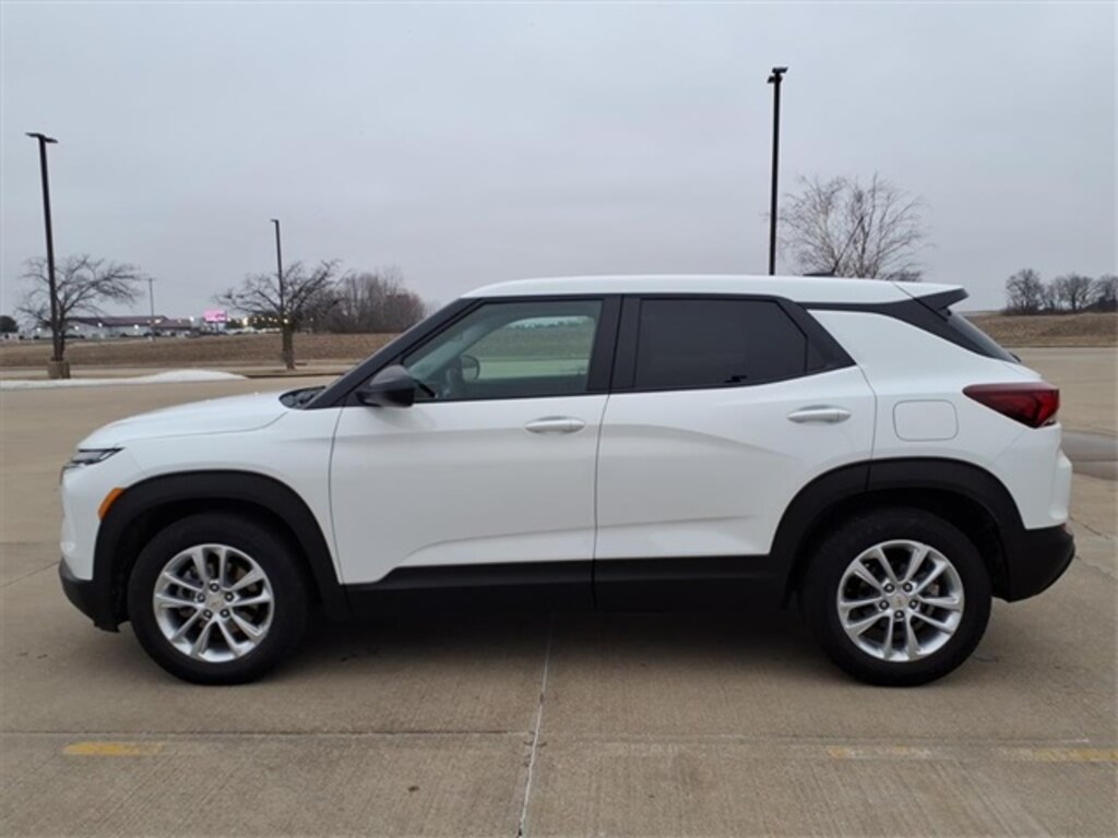 Used 2024 Chevrolet Trailblazer LS SUV