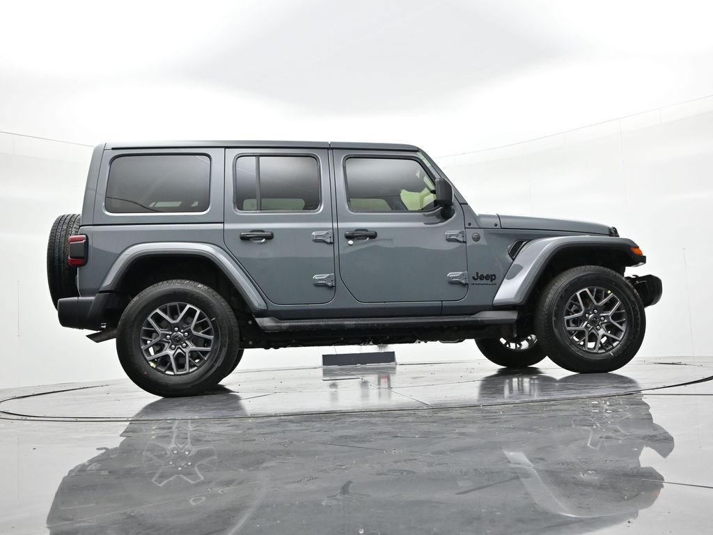 2026 Jeep Wrangler 4-Door Sahara - Photo 22