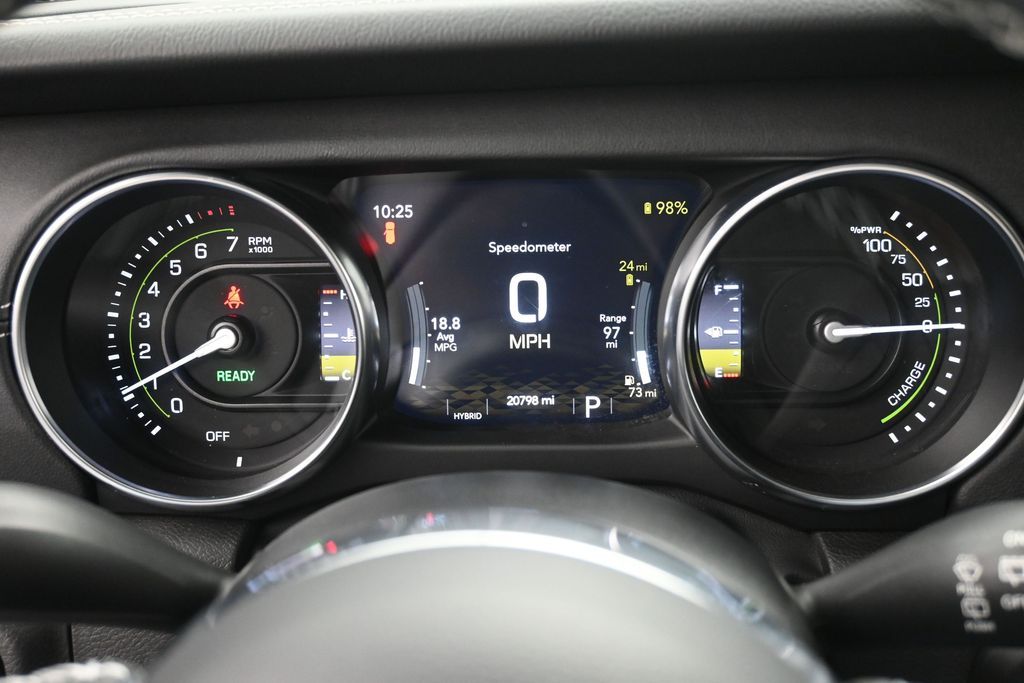 2022 Jeep Wrangler Unlimited Sahara 4XE - Photo 10