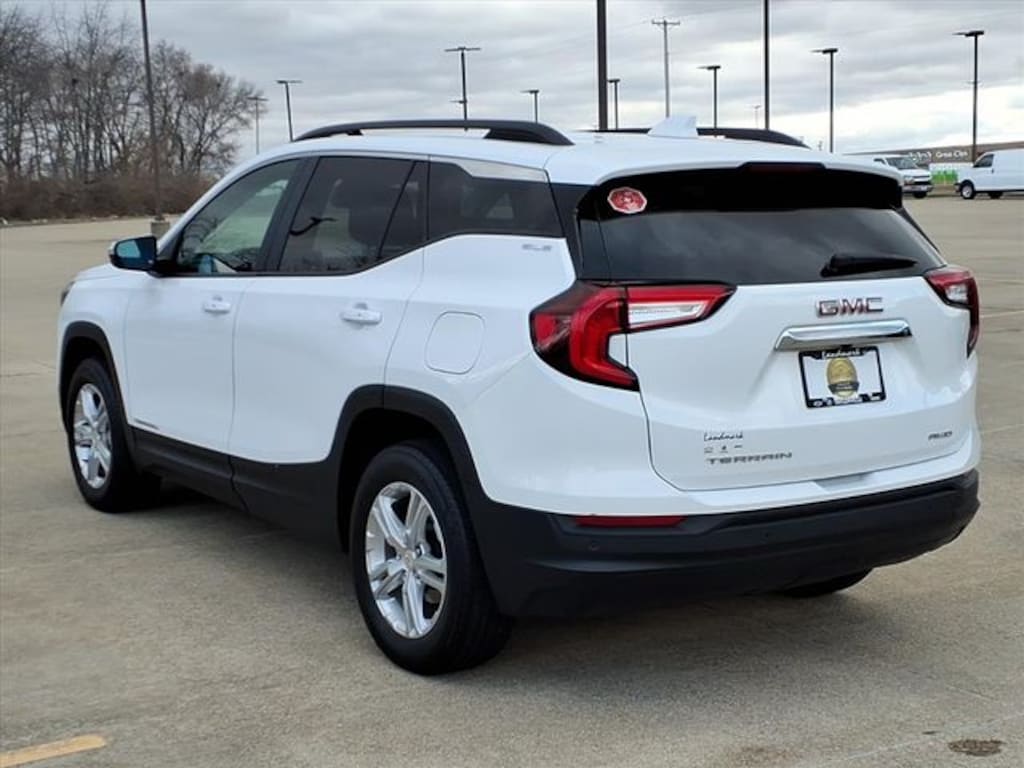 Used 2023 GMC Terrain SLE SUV