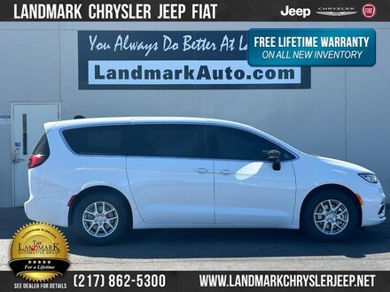 2026 Chrysler Pacifica Select Passenger Van