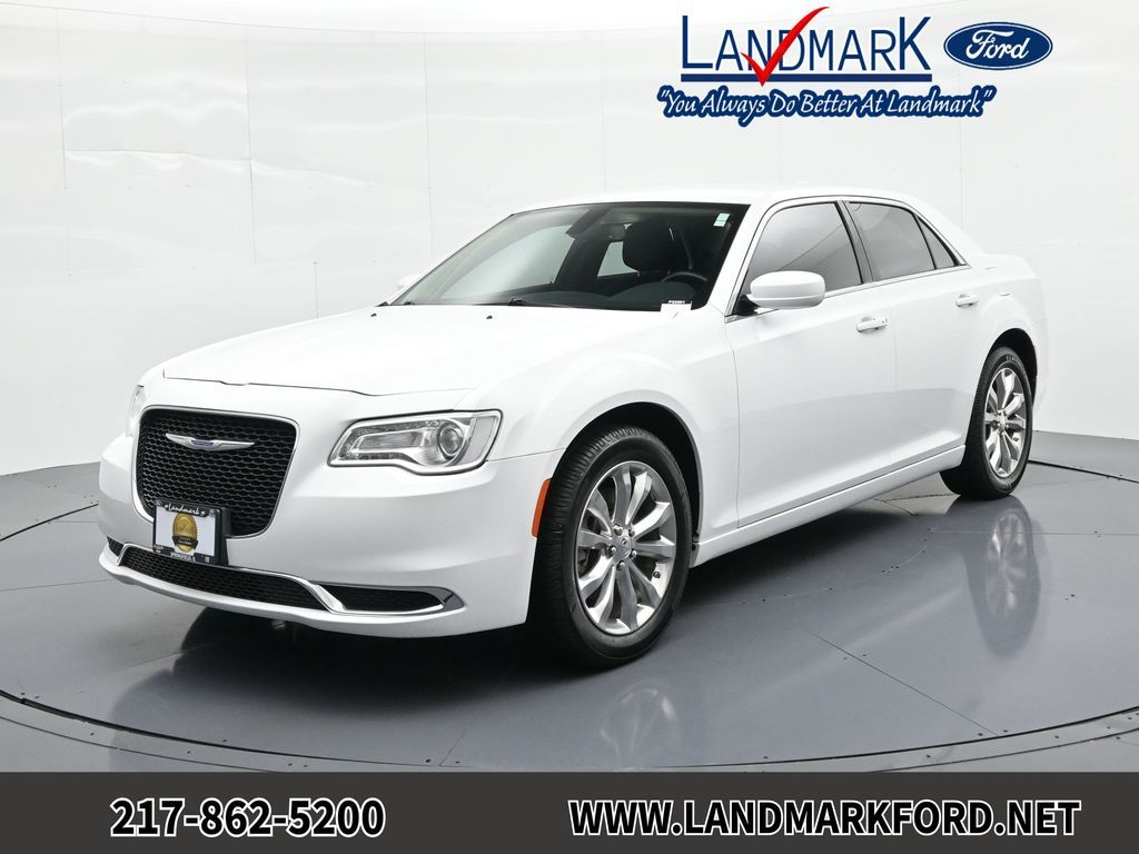 2022 Chrysler 300 Sedan 