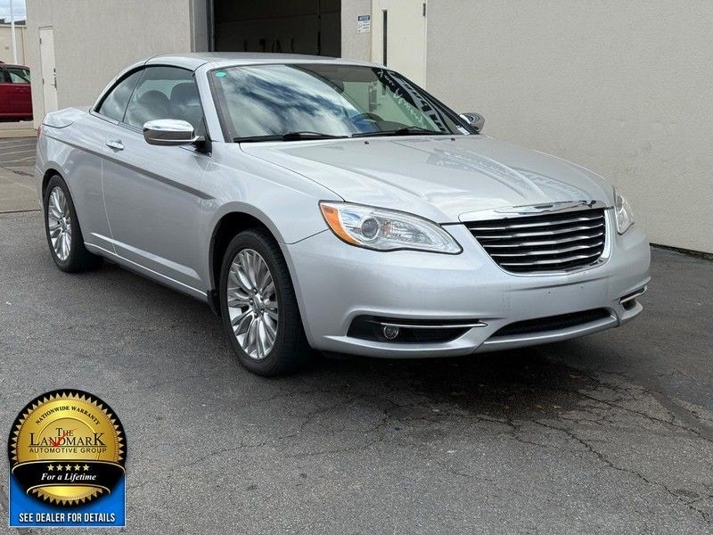 Used 2012 Chrysler 200 Limited with VIN 1C3BCBFG1CN116397 for sale in Springfield, IL